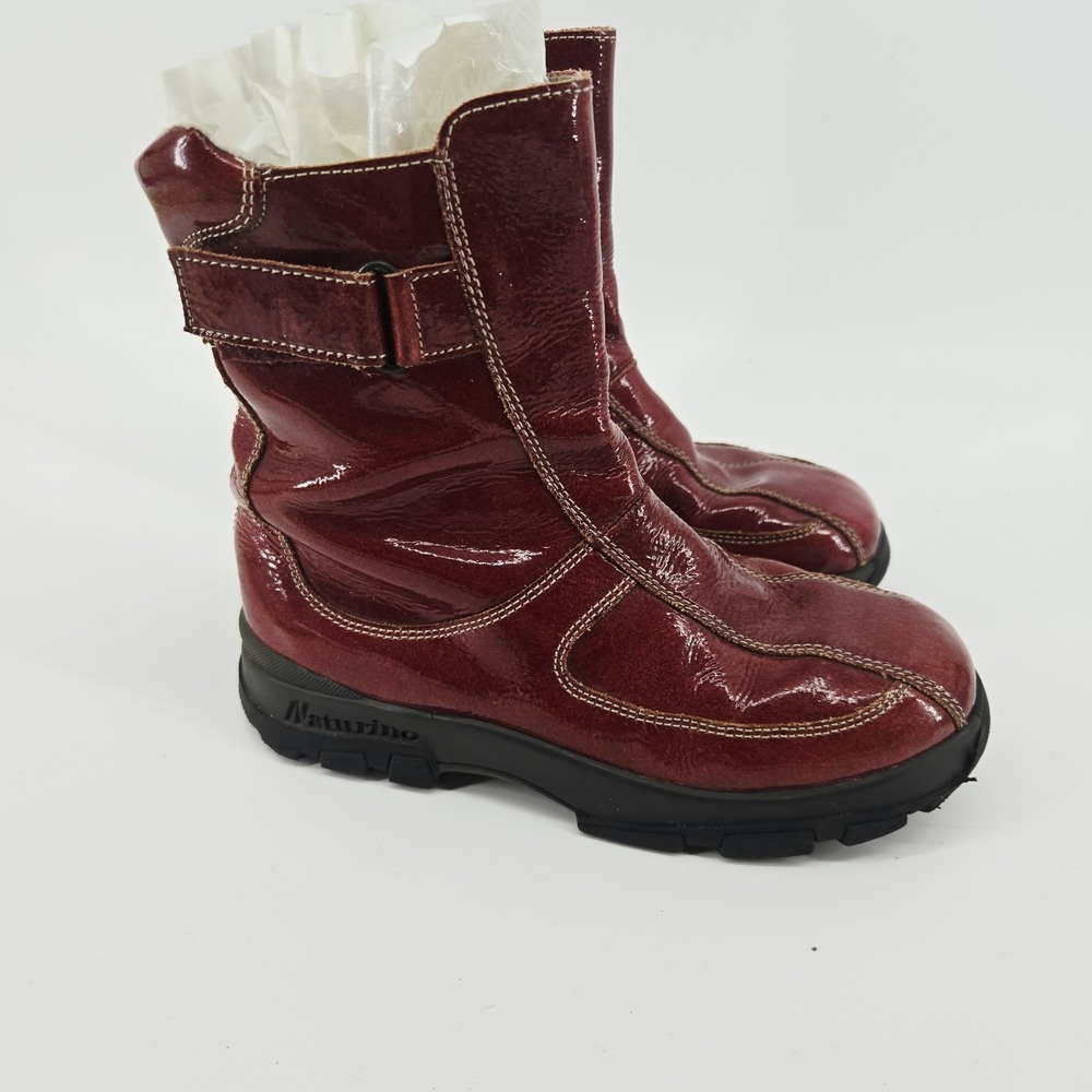 Naturino girls Red patent leather boots size 32 US Girls size 2 zip closure